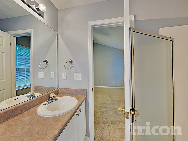 2331 Sandspring Dr SW — Photo 9
