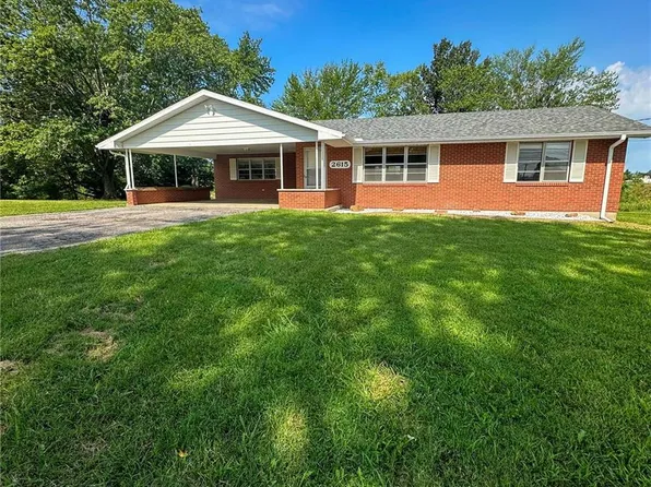 2615 Hilltop Dr, Jackson, MO 63755