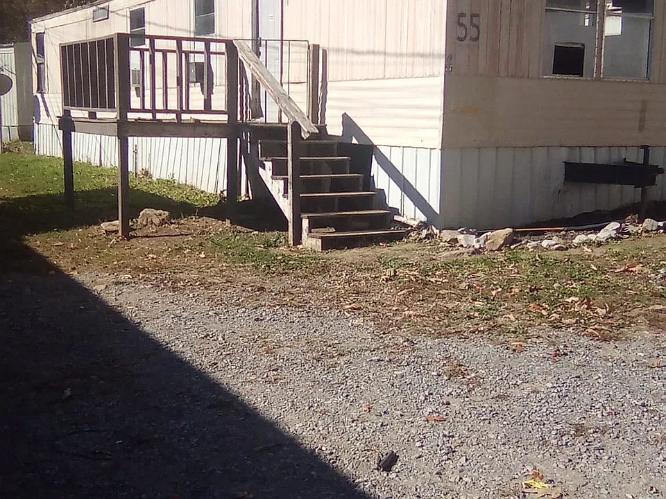 55 Otto Ln N