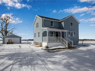 3608 Carmen Rd, Middleport, NY 14105