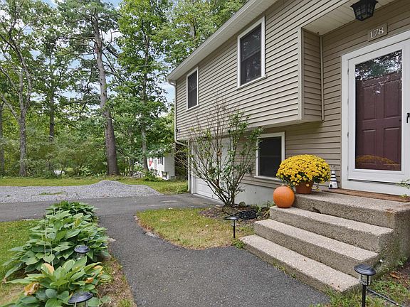 2nd image of 178 Island Pond Road