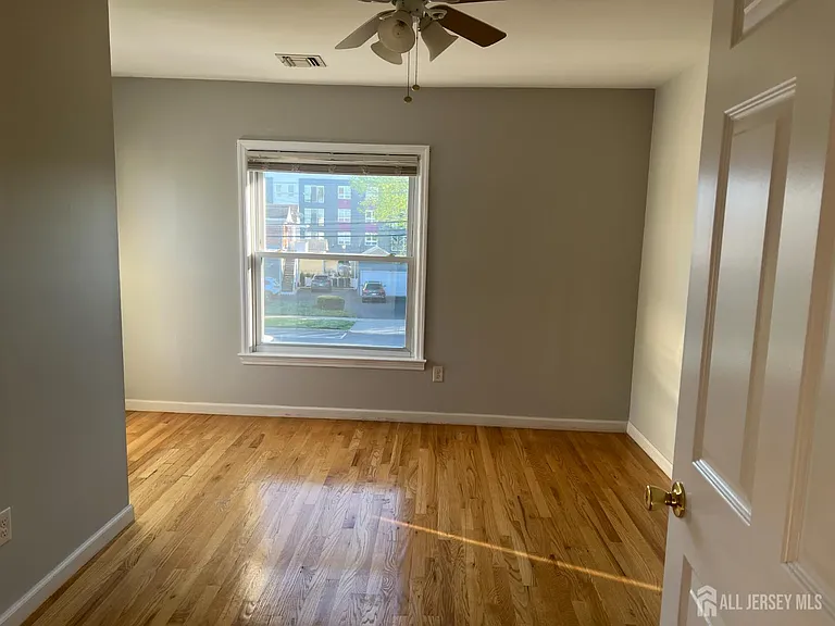 104 W High St #2 — Photo 7