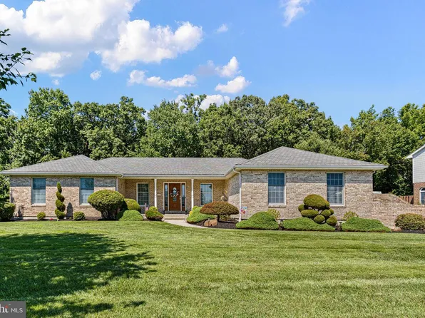 114 Matthew Dr, Bear, DE 19701