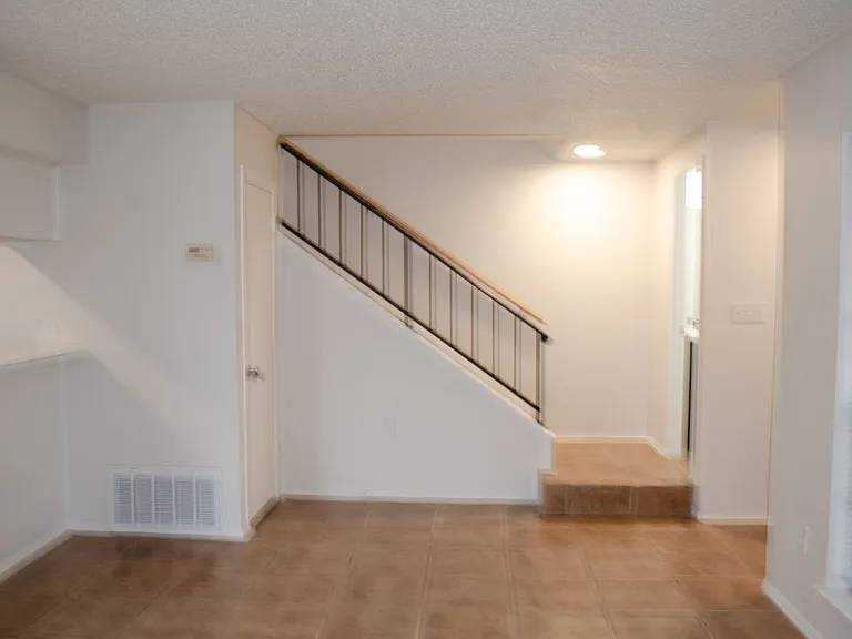1705 Coronado Hills Dr #D — Photo 6
