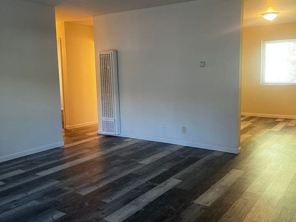 172 Columbia Way #D