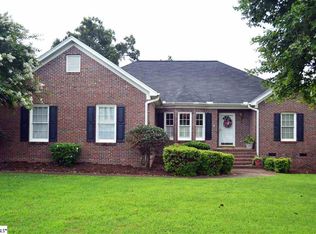 34 Meadow Springs Ln, Greer, SC 29650