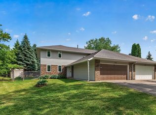 12405 Birnamwood Ct, Burnsville, MN 55337