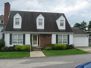 25 3rd Ave, Scottdale, PA