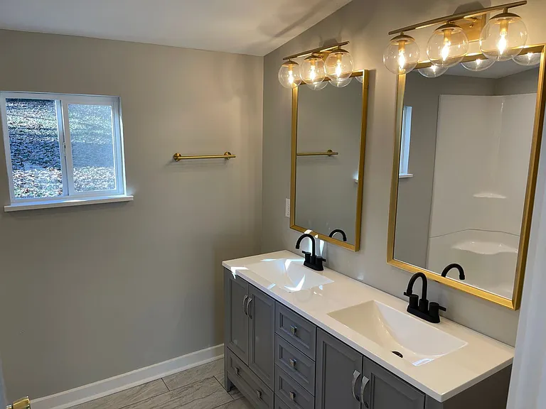 322 Rose St — Photo 16
