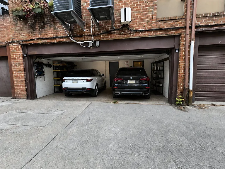 723 South St — Photo 31