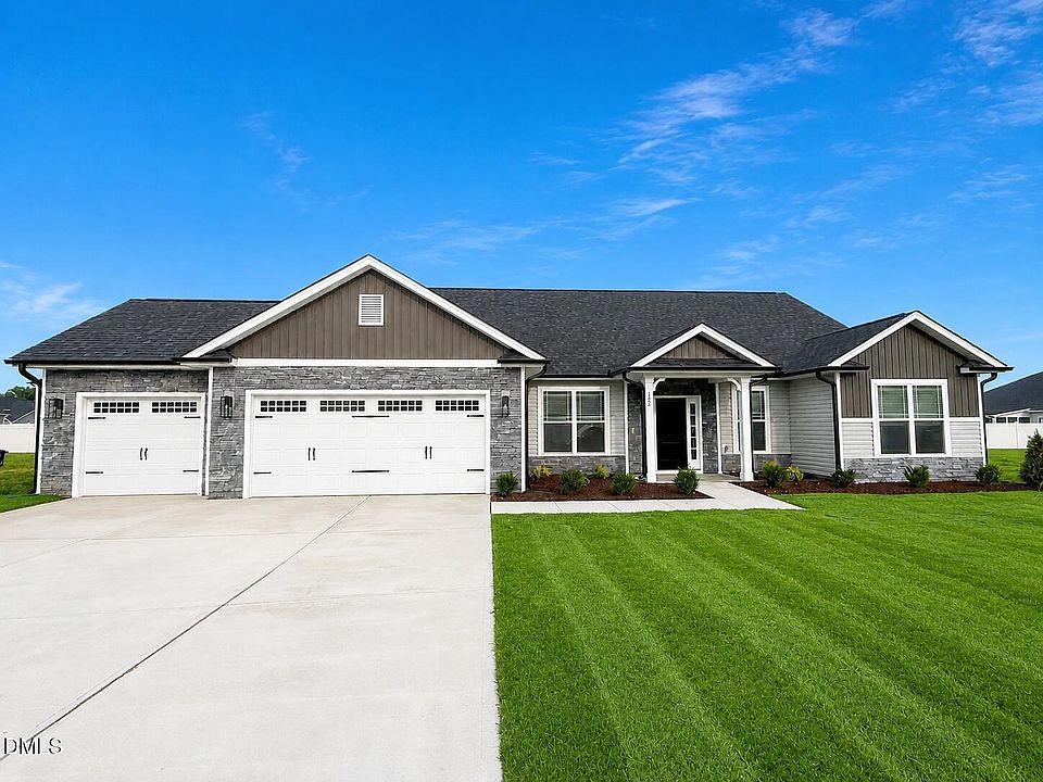 1st image of 200 Jackson Ridge Way