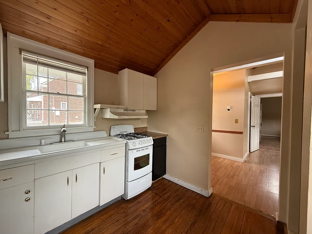 Building Photo - 41 Bent Oak Dr #41
