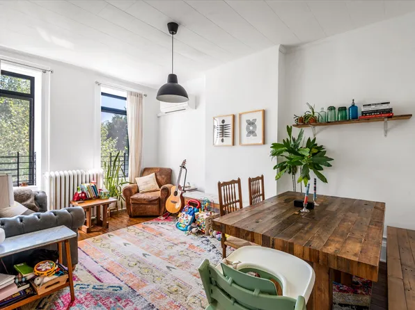 59-32 Grove Street image 13 of 23