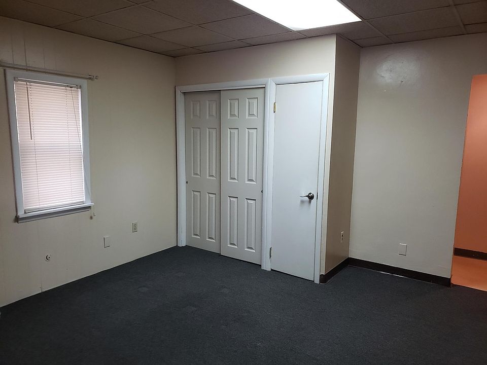 1st image of 5830 Lincoln Ave #A