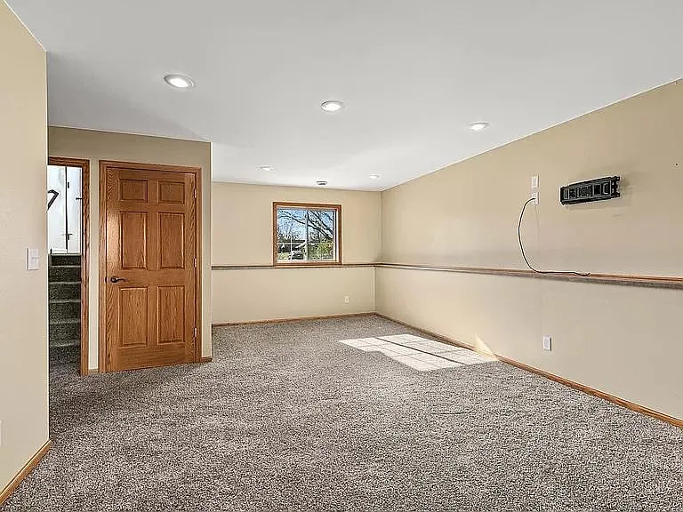 239 Sundance Rd — Photo 14
