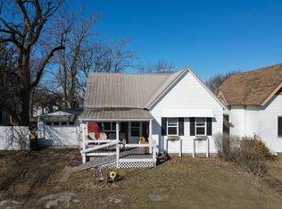 106 N Main St, Morocco, IN 47963