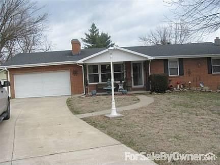1st image of 2305 Bradley Dr