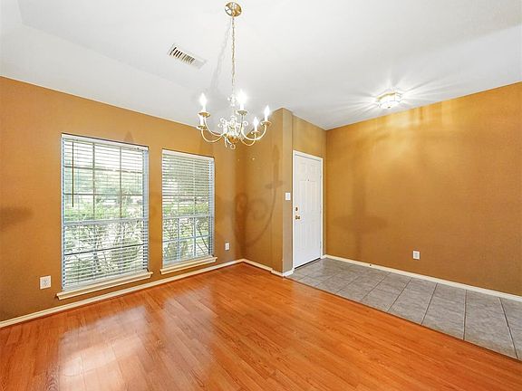 5th image of 20503 Somerset Hill Ct