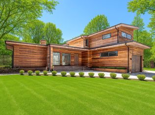 20 Cedar Crest Rd, Southampton, NY 11968