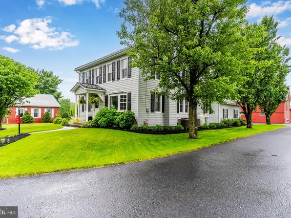 667 Bridgeport Rd, Landisburg, PA 17040