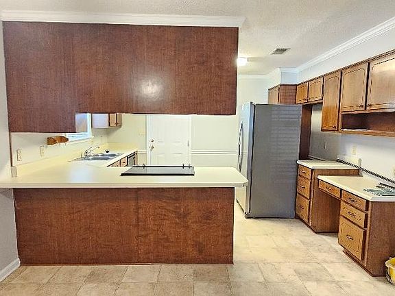 5th image of 351 Sawgrass Dr