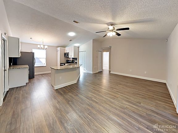 5th image of 3271 Utah Dr