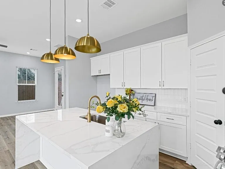 2720 Spence Rd — Photo 11