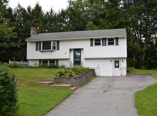 11 Brookfield Dr, Merrimack, NH 03054