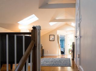 4R Perry St, Brookline, MA 02445