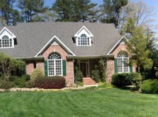 4901 Northoak Ct, Holly Springs, NC 27540