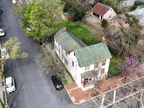 619 S Cameron St, Winchester, VA 22601