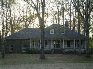 727 S Springlake Cir, Terry, MS 39170