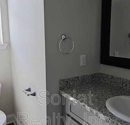 3rd image of 1512 Tennessee St