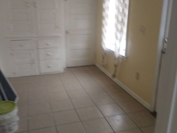 2nd image of 60 Albert St