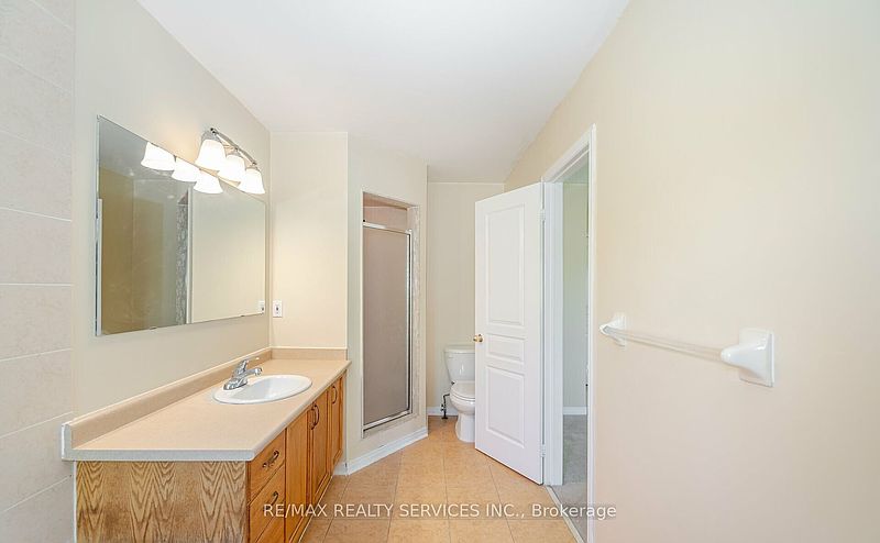 Mississauga House for rent - 3 Bedrooms — photo 17