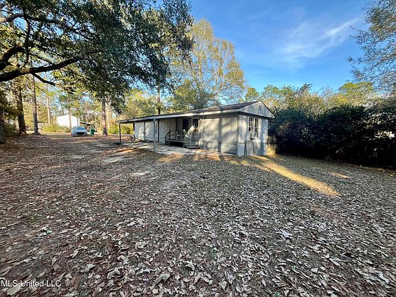 3rd image of 9748 Limu Way