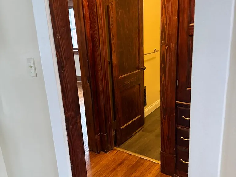 127 W Main St — Photo 15