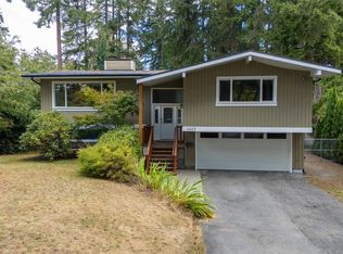 6213 Lakes Rd, North Cowichan, BC V9L4J8