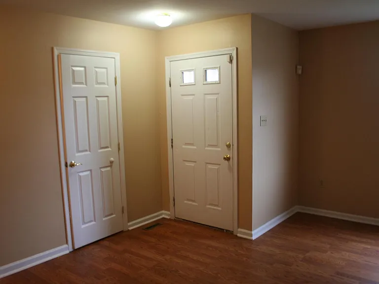 208 Prospect Ave — Photo 7