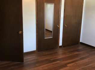 651 6th St, Saint Albans, WV 25177