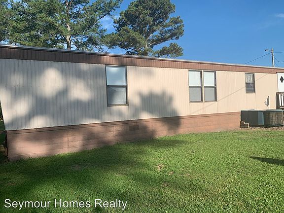 2nd image of 133 Jasmine Ln