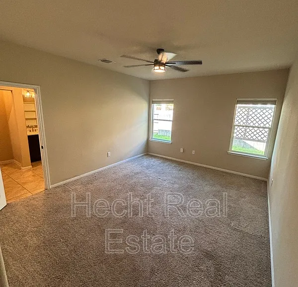 9209 Sawyer Fay Ln — Photo 11