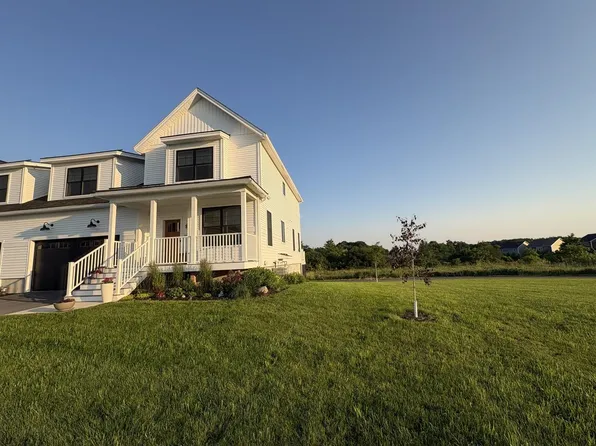 96 Aurora Road, South Burlington, VT 05403