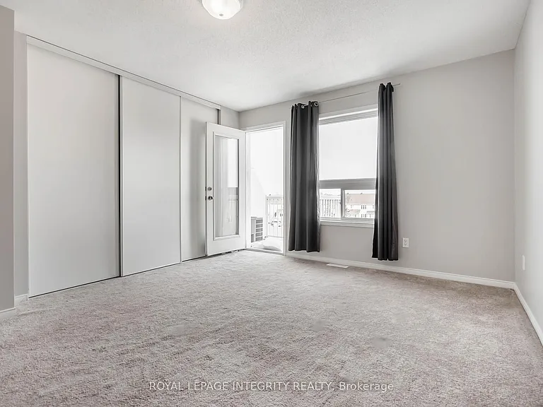 888 Longfields Dr — Photo 16