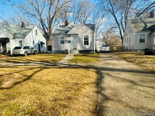 19930 Strasburg St, Detroit, MI 48205