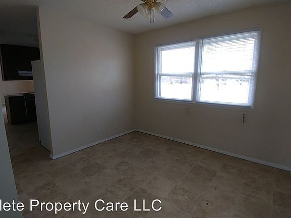 3rd image of 2801 N Kaster Ct