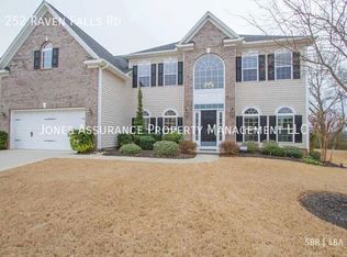 252 Raven Falls Ln, Simpsonville, SC 29681