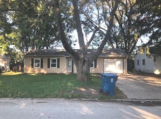 706 S Scottswood Dr, Urbana, IL