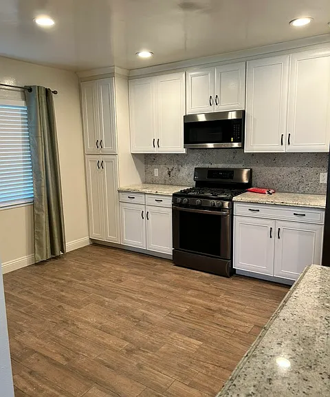 14654 Bora Dr — Photo 3