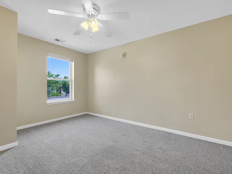 1225 Jacolyn Dr SW — Photo 9